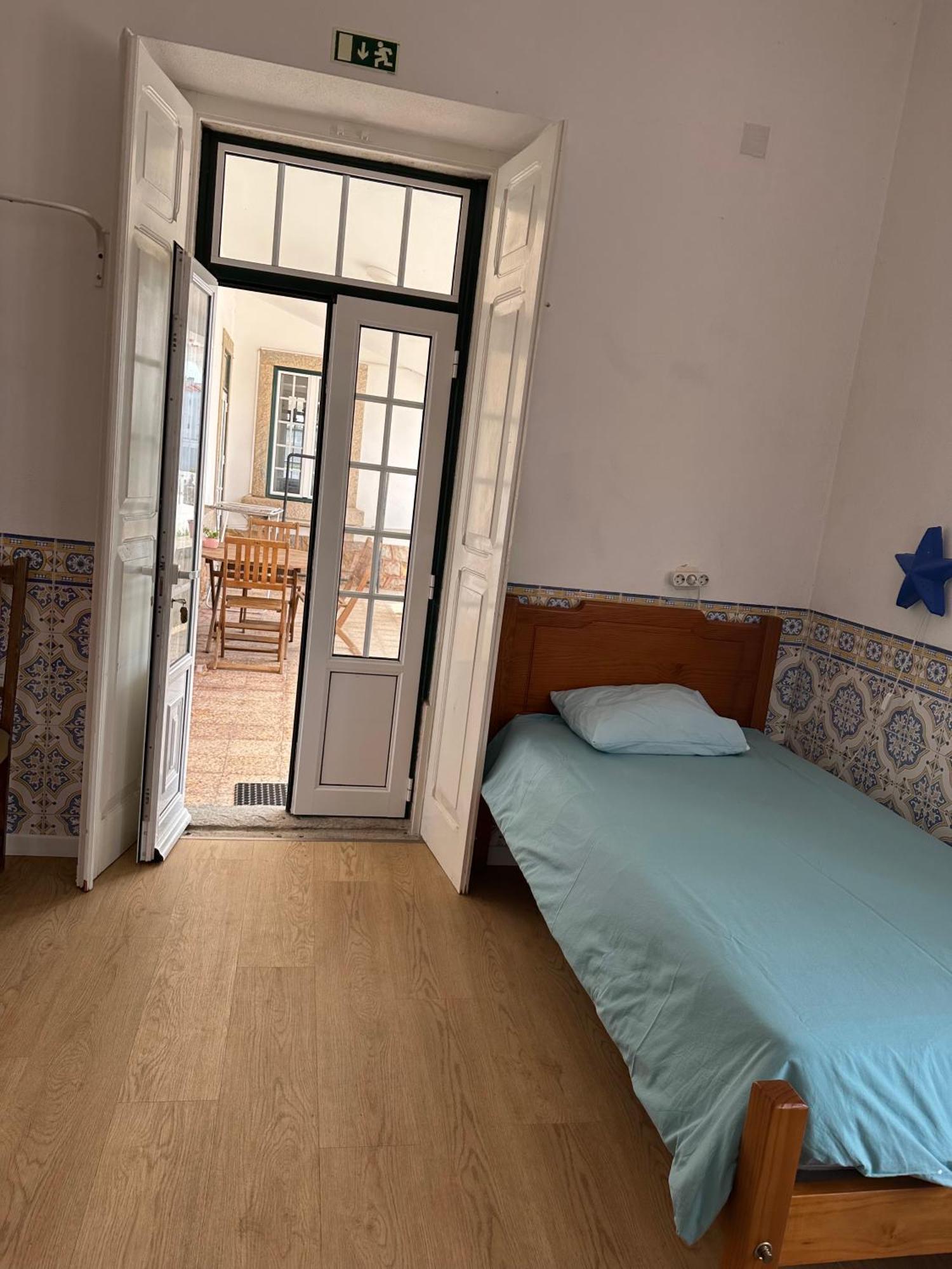 Casa Branca Hostel Ерисейра Екстериор снимка